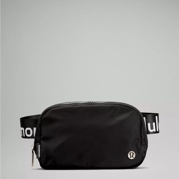 lululemon athletica Handbags - Lululemon Everywhere Belt Bag Wordmark Black